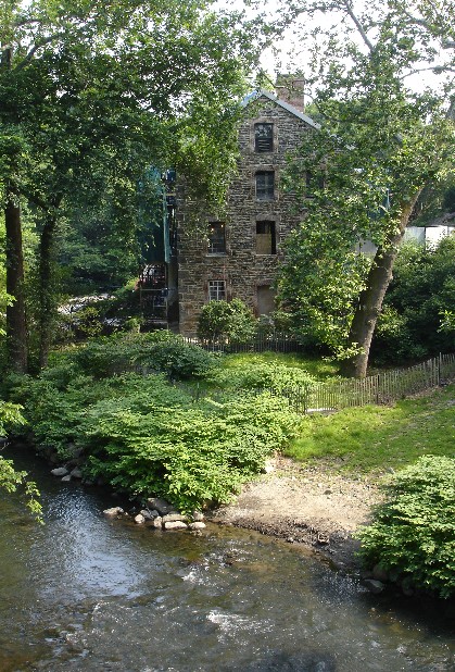 NYBG Snuff Mill 2009